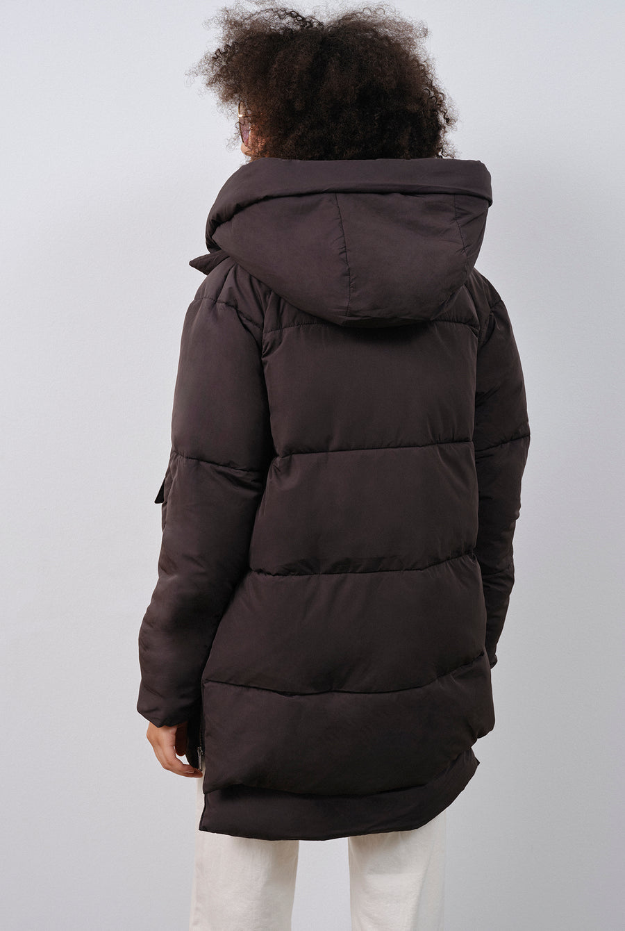 Embassy of Bricks and Logs • Lyndon Puffer Jacket • Black