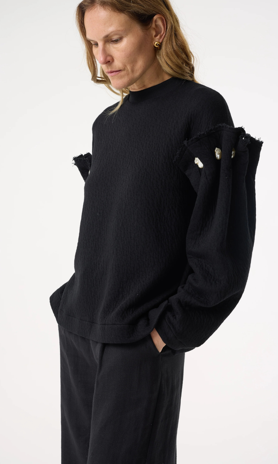 AKYN • Kori Sweatshirt• Black