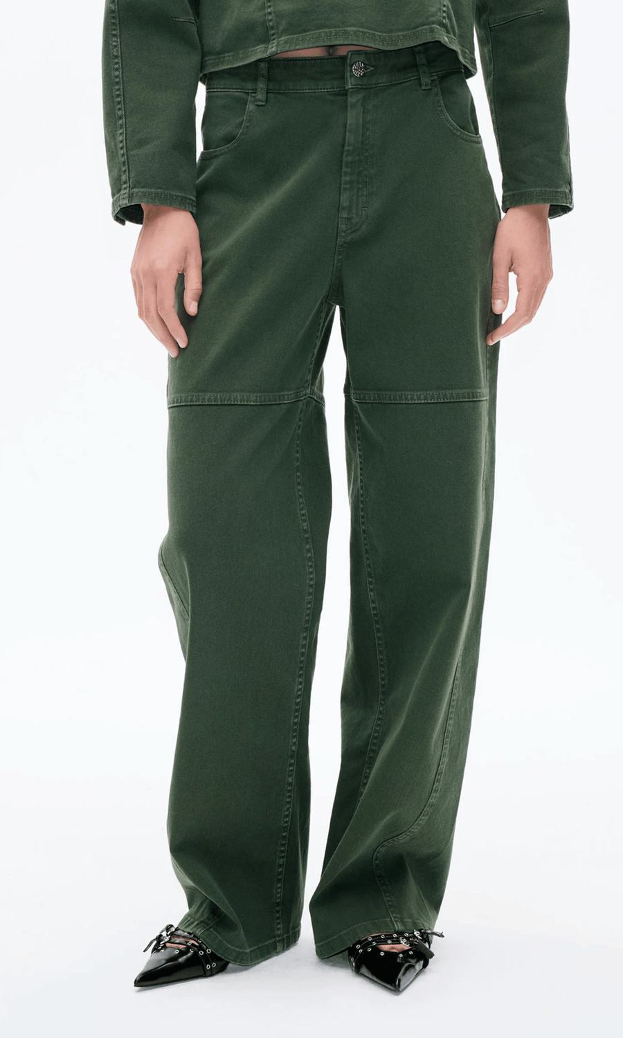 Baum Und Pferdgarten • Nikolin Jeans • Rosin Green