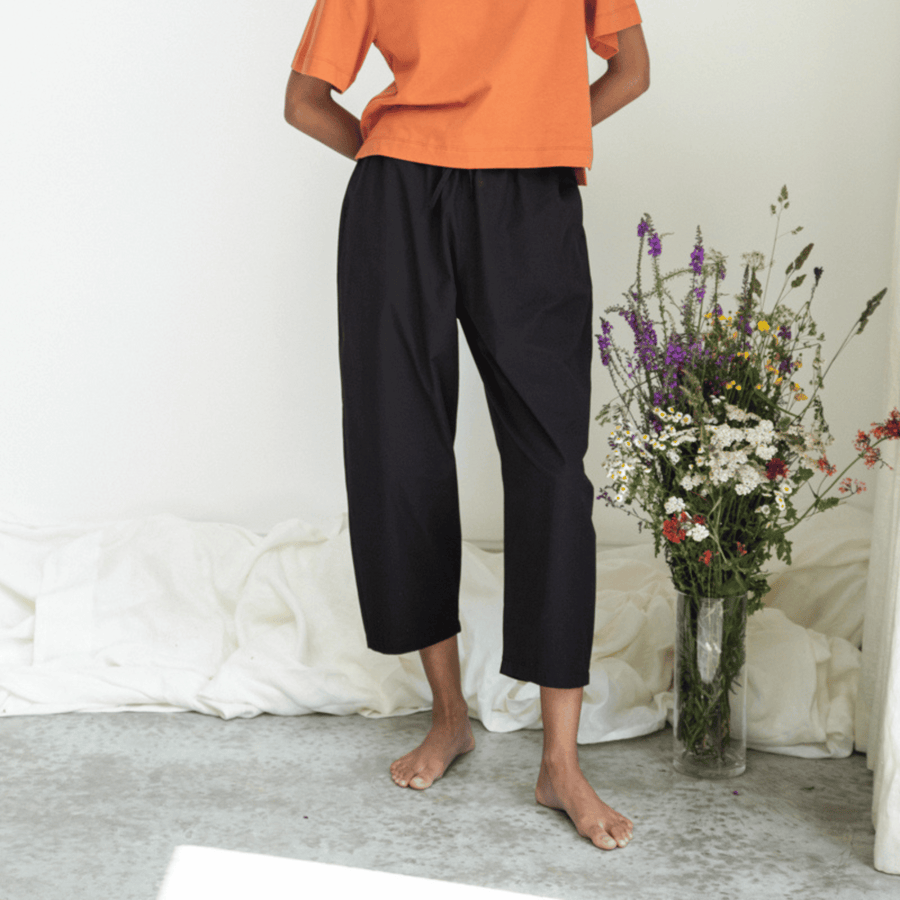 Beaumont Organic • Cedar Trousers • Black
