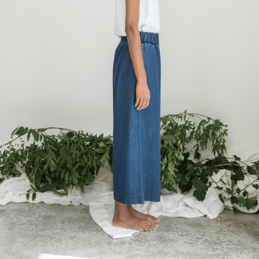 Beaumont Organic • Evora-Leigh Trousers • Mid Blue Denim