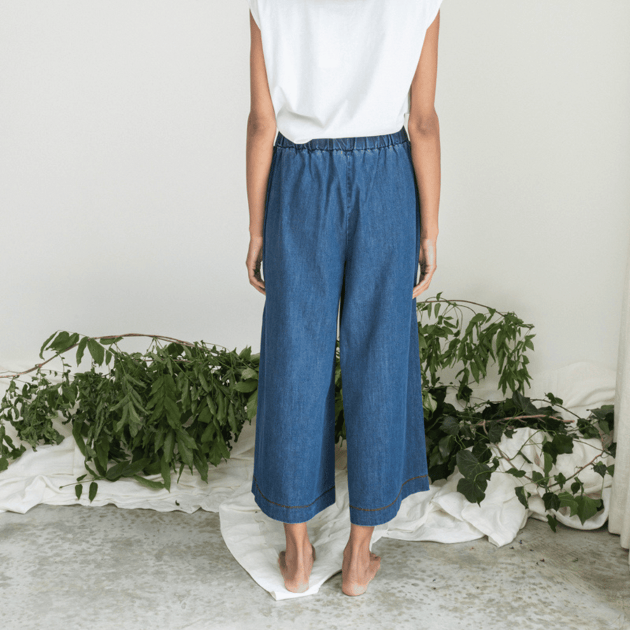 Beaumont Organic • Evora-Leigh Trousers • Mid Blue Denim