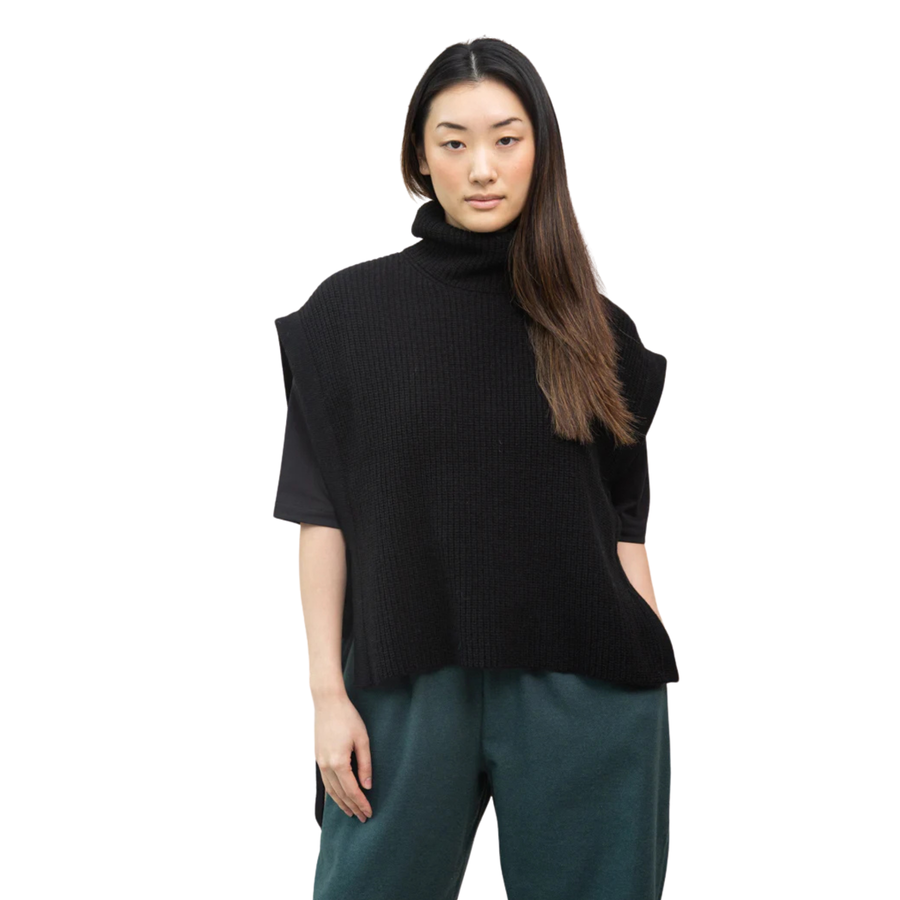 Beaumont Organic • Kanon Knitted Vest • Black