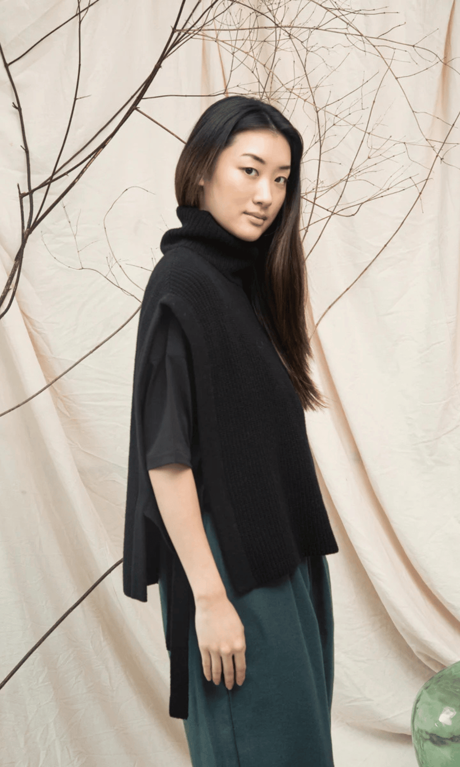 Beaumont Organic • Kanon Knitted Vest • Black