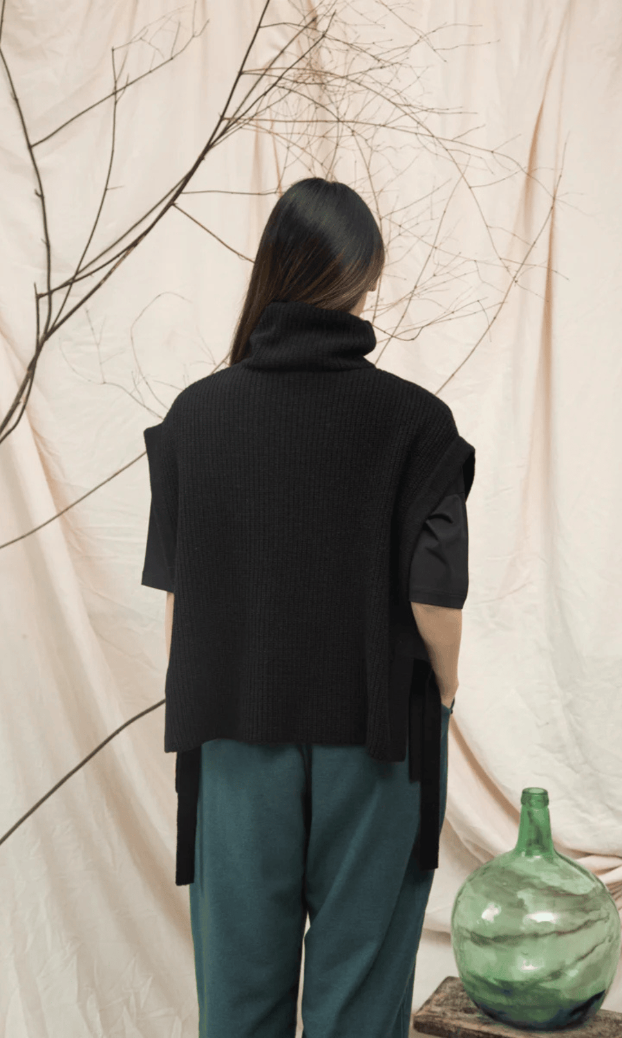Beaumont Organic • Kanon Knitted Vest • Black