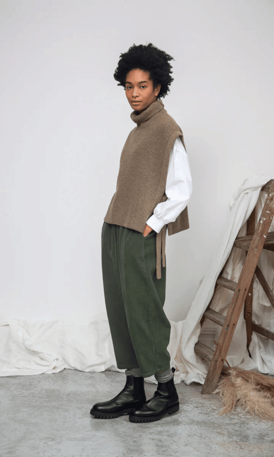 Beaumont Organic • Kanon Knitted Vest • Taupe Marl