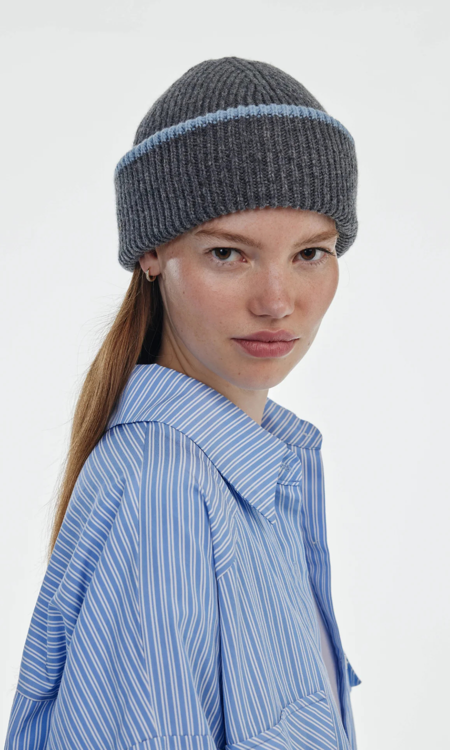 Clòimh • Chunky Soft Wool Beanie Hat • Dark Grey/Soft Blue