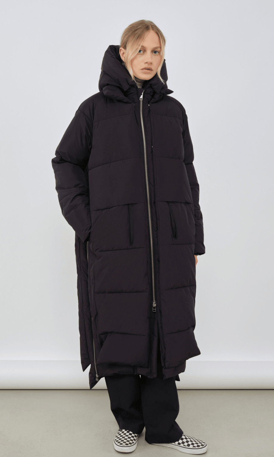 Embassy of Bricks and Logs • Lourdes Puffer Coat • Black