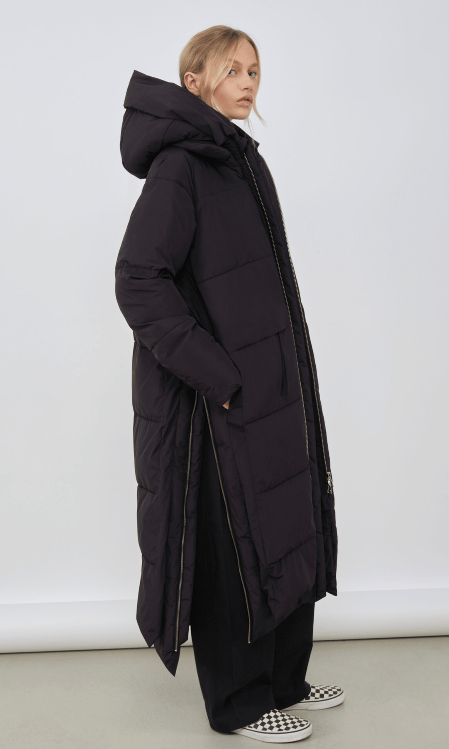 Embassy of Bricks and Logs • Lourdes Puffer Coat • Black