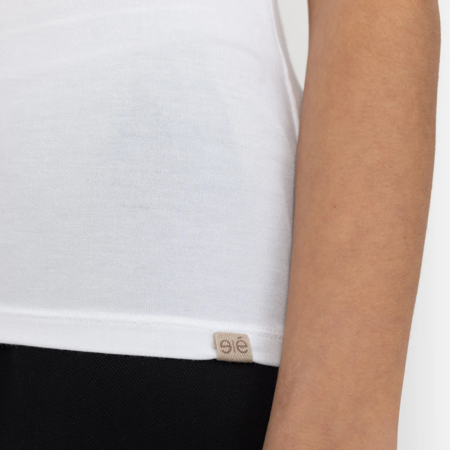 Esmé Studios • Penelope Slim Fit T-Shirt  • White