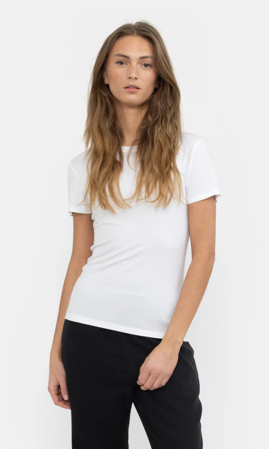 Esmé Studios • Penelope T-Shirt • White