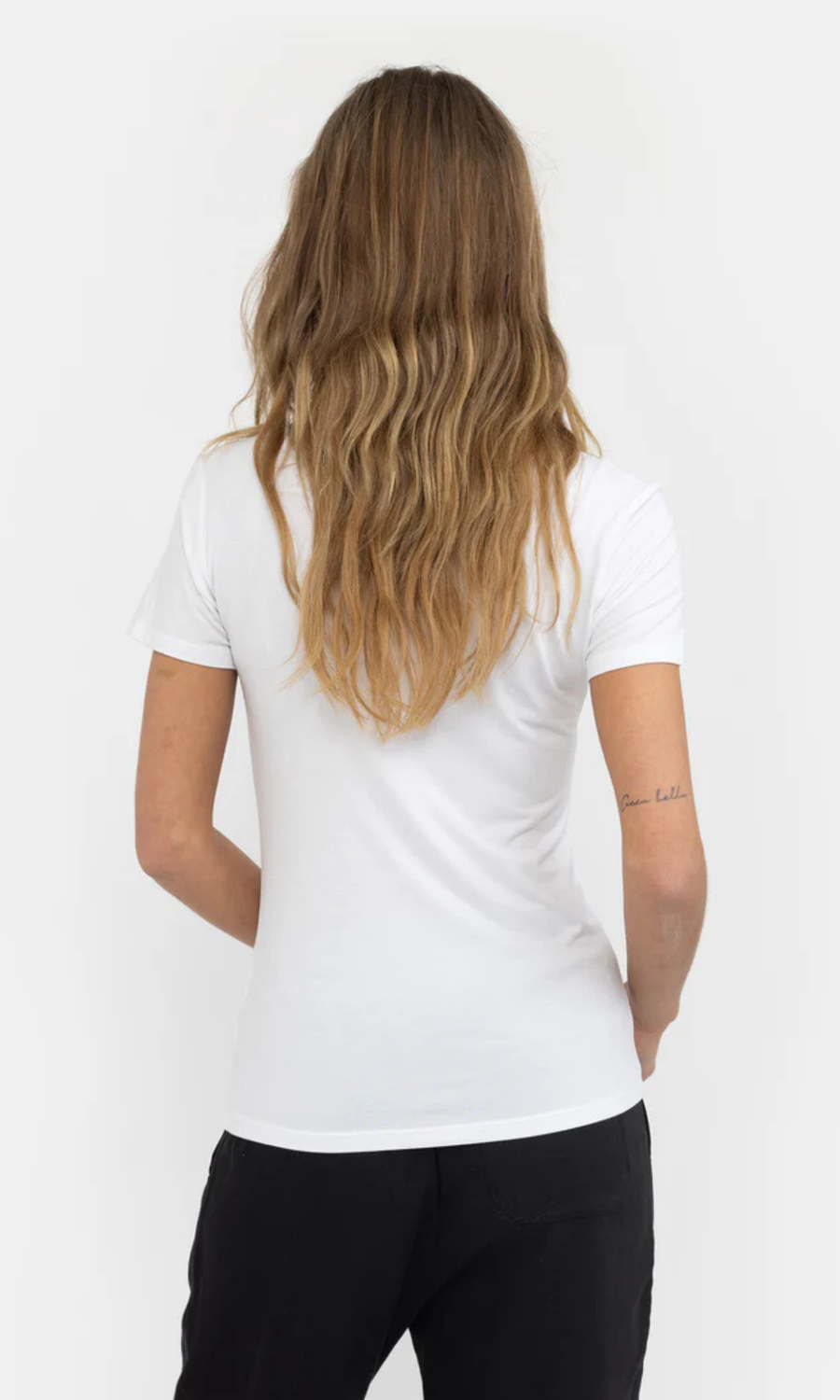 Esmé Studios • Penelope T-Shirt • White