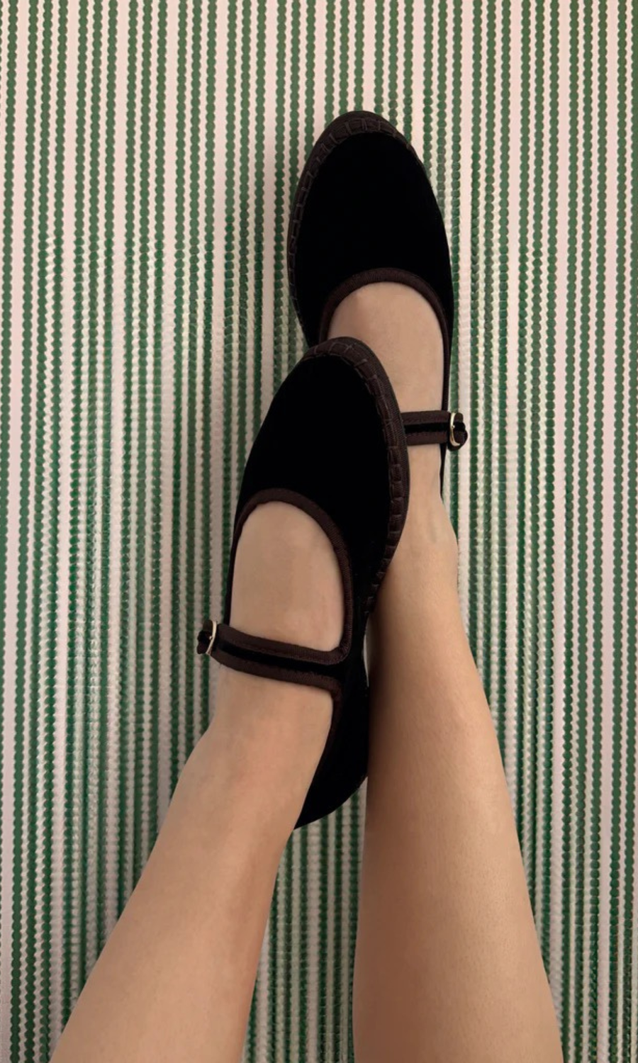 Flabelus • Antonia Mary Jane Flats • Black Velvet – treen
