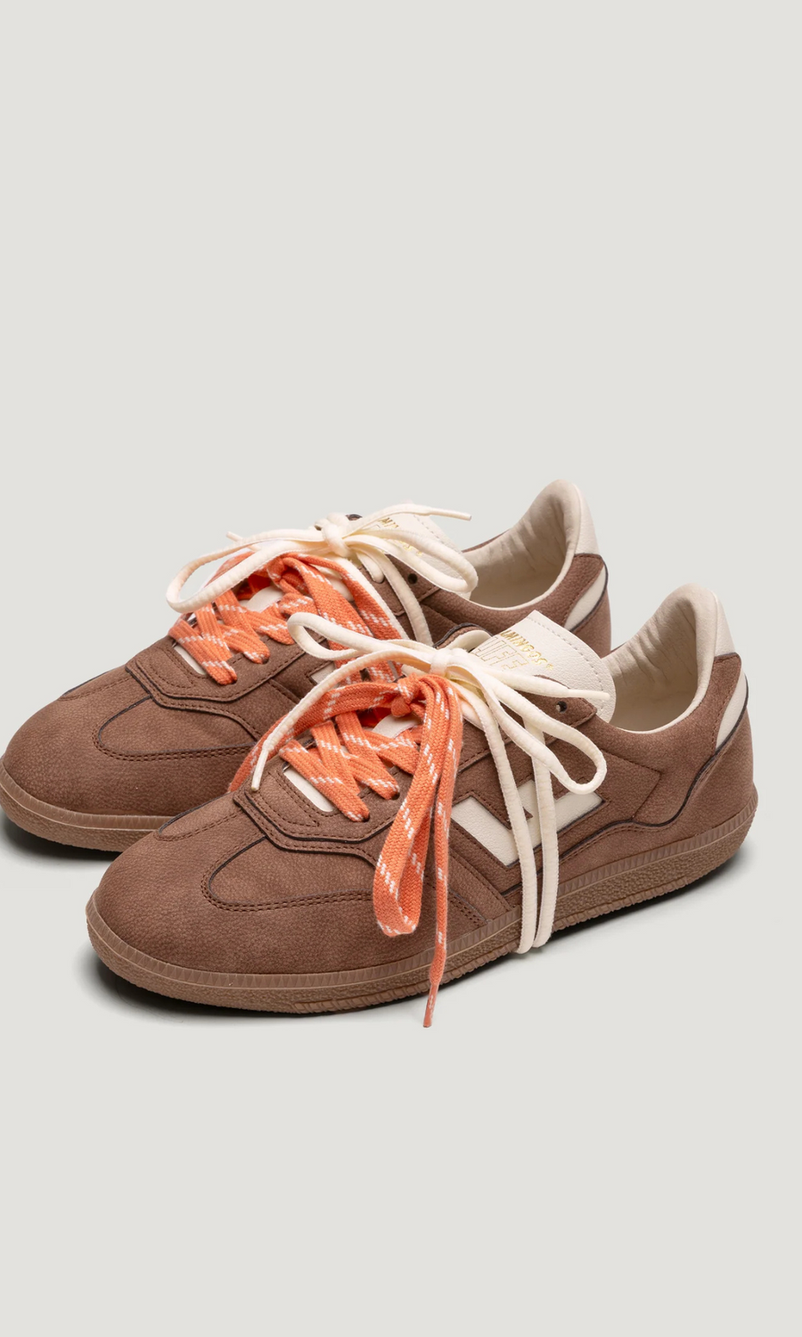 Flamingos Life • Burela Slim Sneakers • Nobuck Cacao