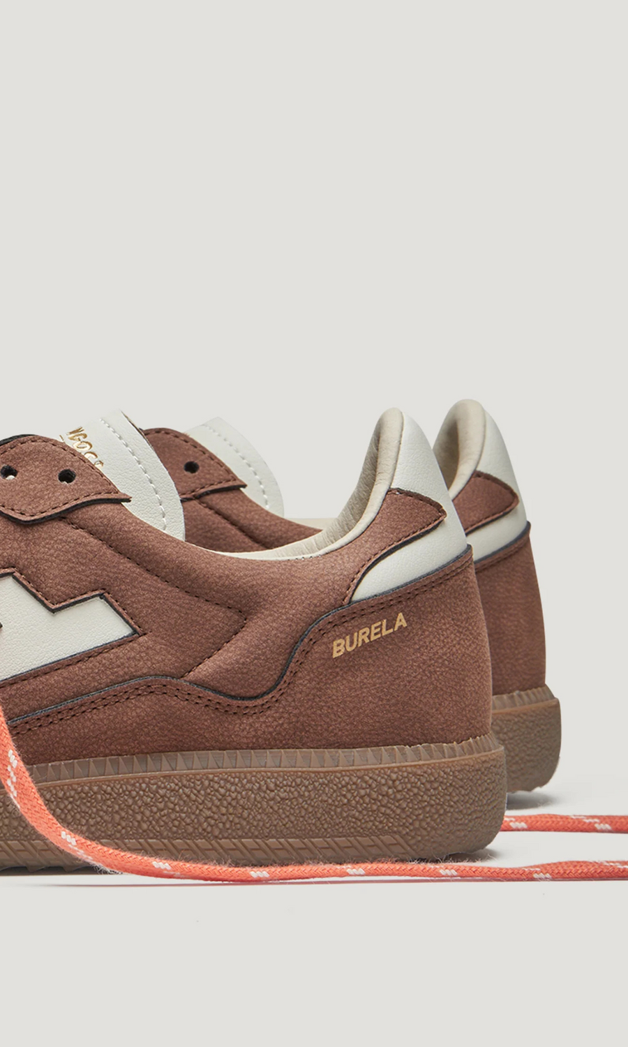 Flamingos Life • Burela Slim Sneakers • Nobuck Cacao