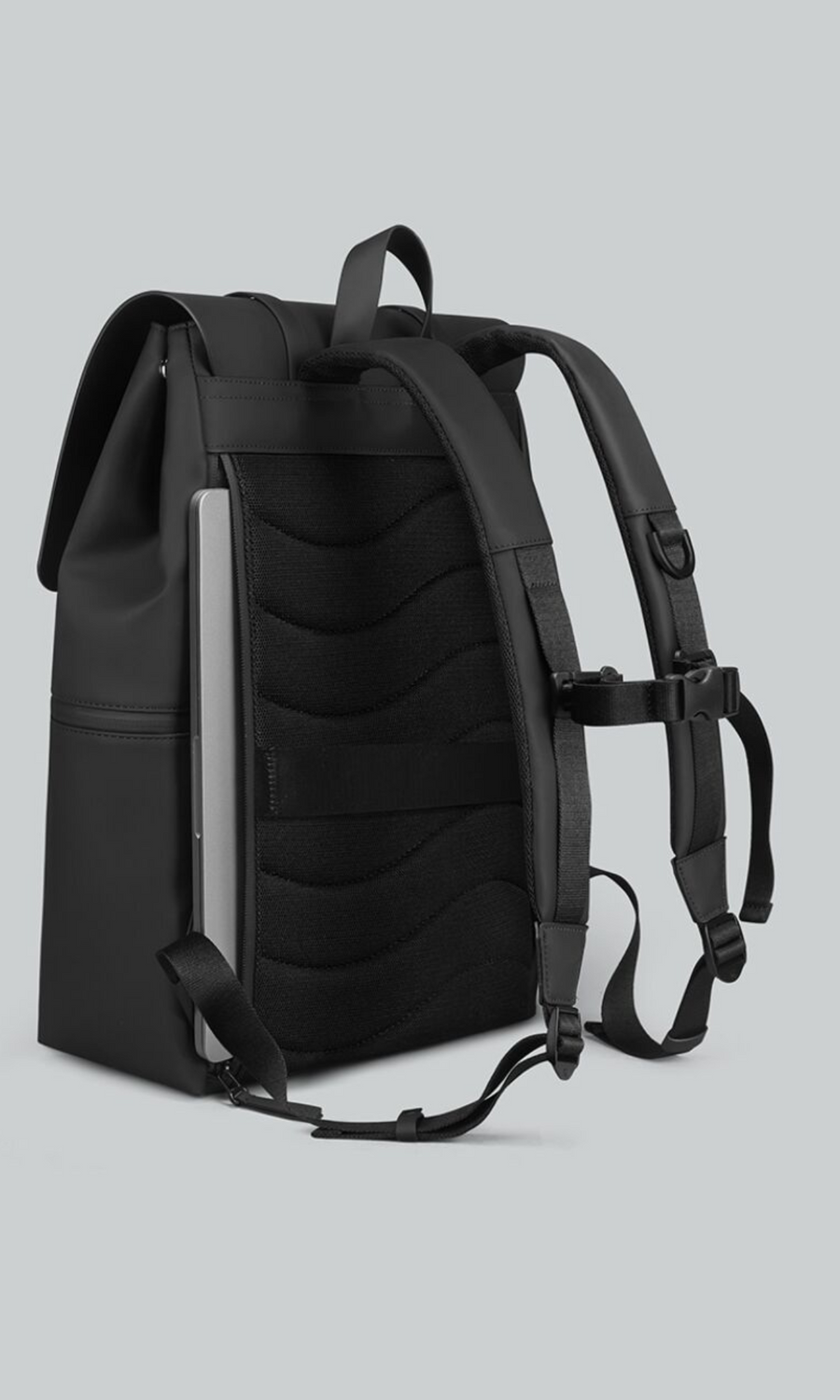 Gaston Luga • Splash 2.0 Backpack 16" • Black