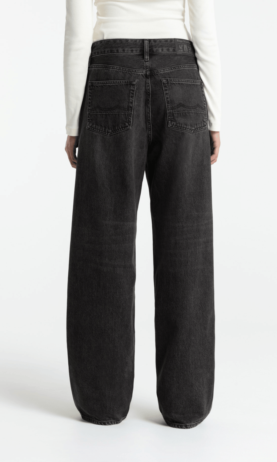 Kings Of Indigo • Joan Jeans • Vilma Brown Black Worn