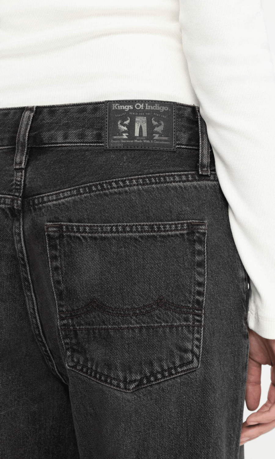 Kings Of Indigo • Joan Jeans • Vilma Brown Black Worn