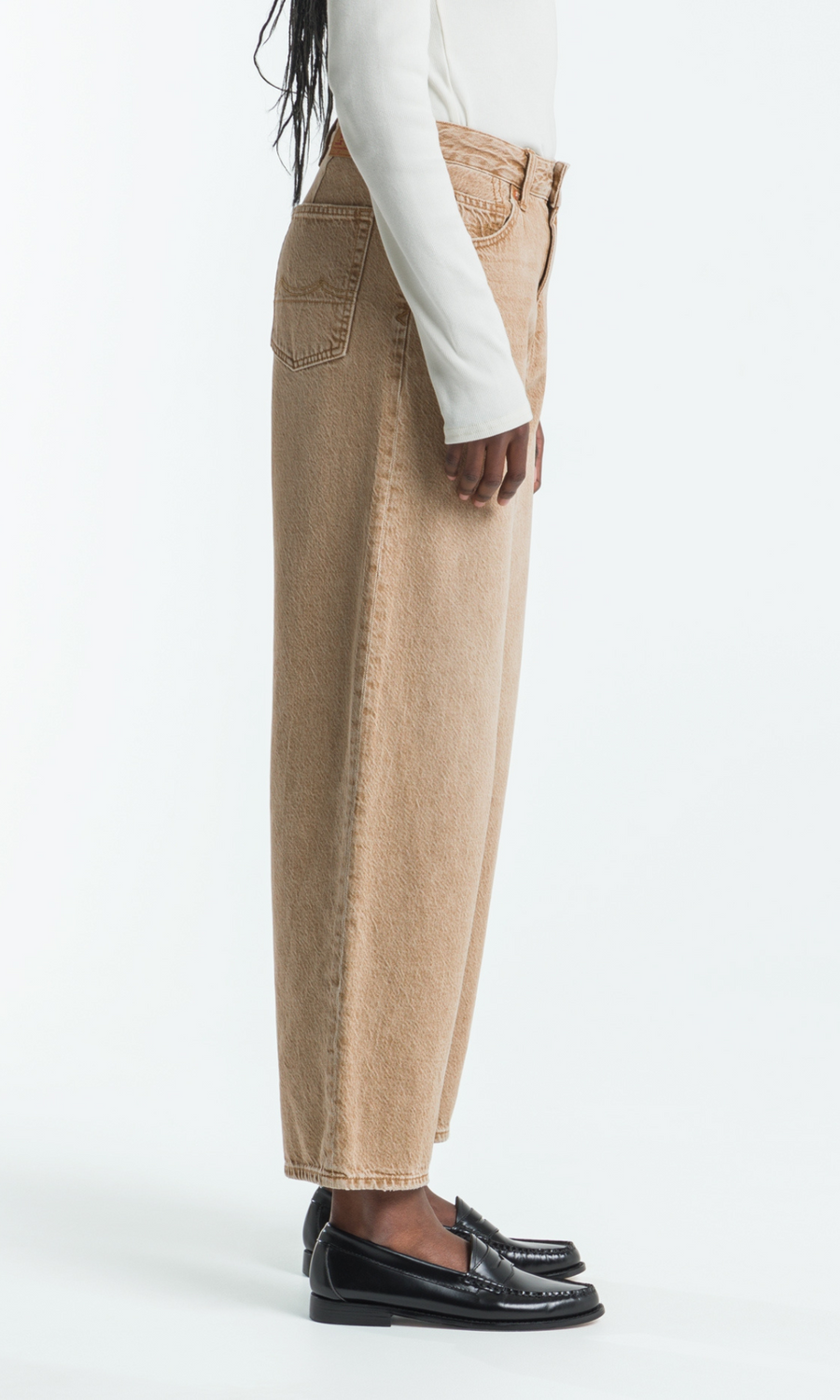 Kings Of Indigo • Leila Jeans • Jim Dark Beige
