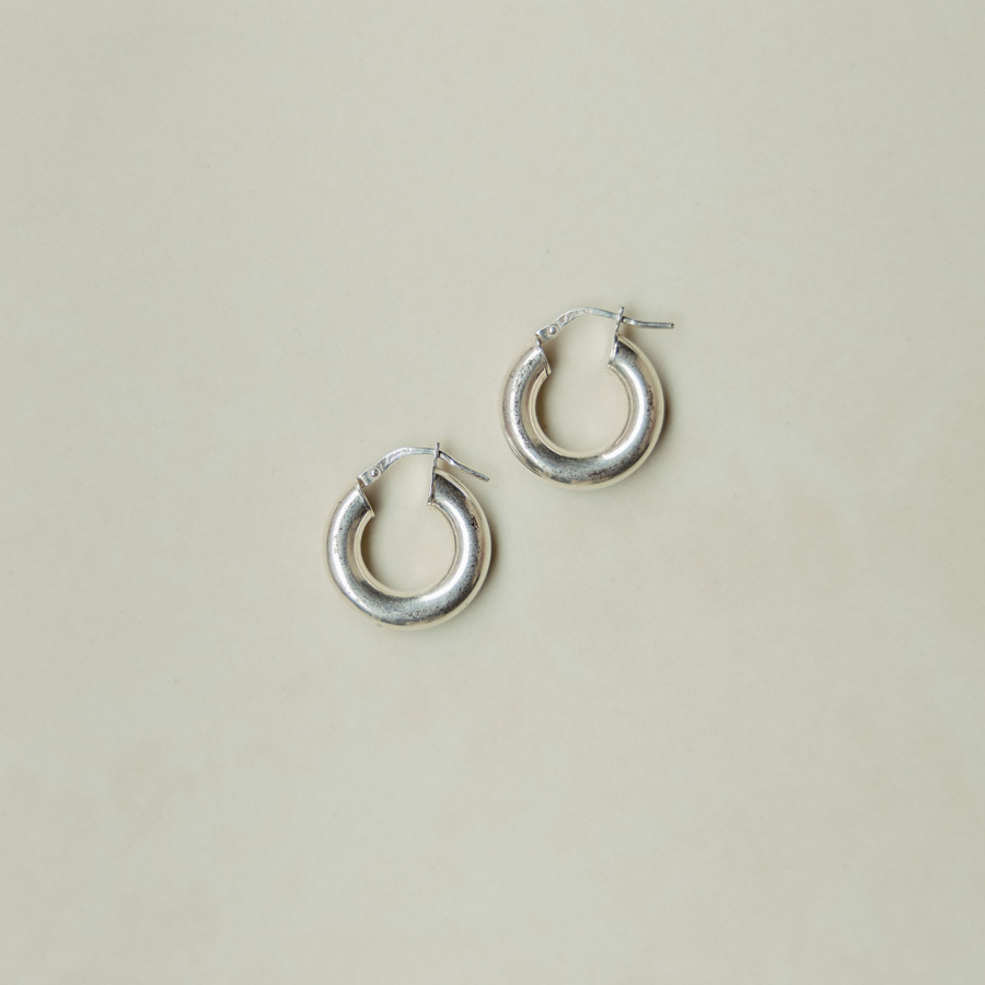 Labro • Dicianove Earrings • Silver