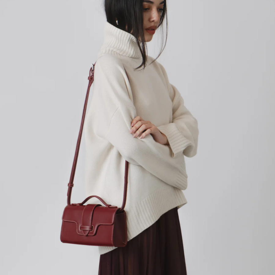 Loué Studio • Mano Pochette Bag • Dark Cherry