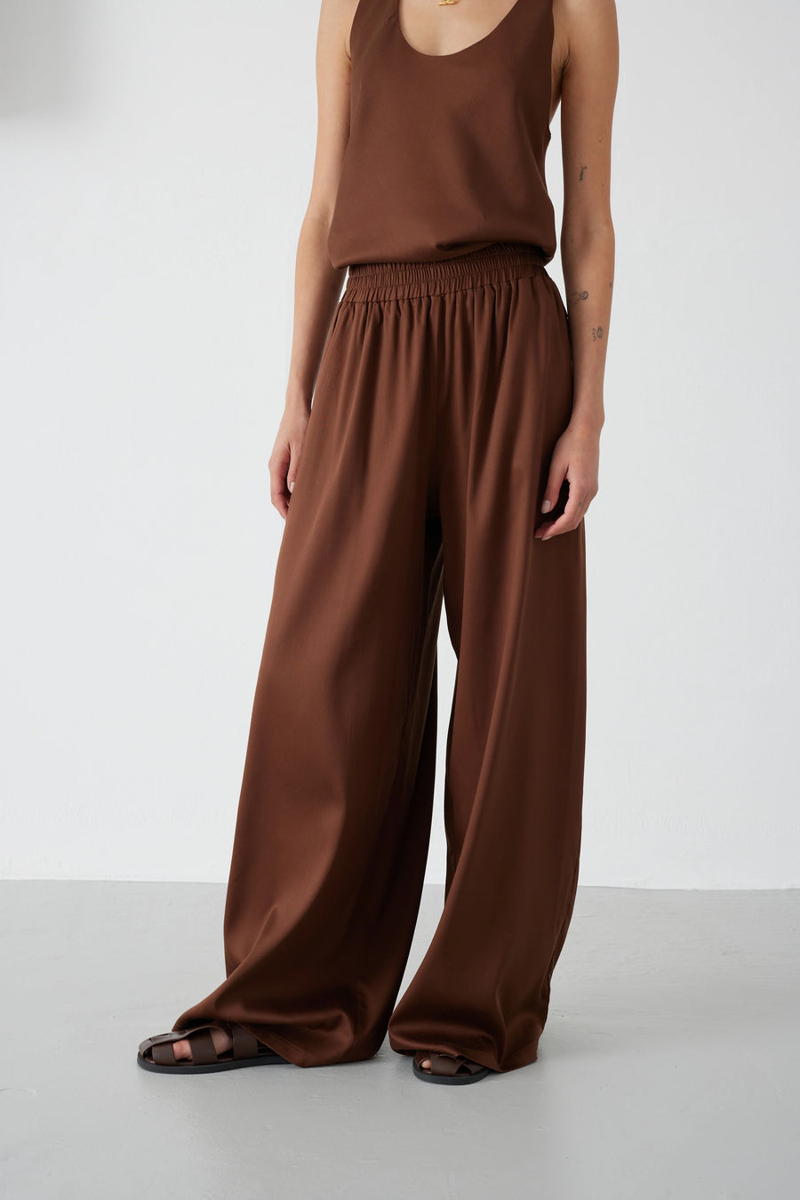 Mother of Pearl • Fearne Trousers • Chocolate