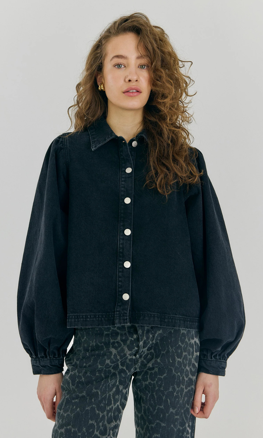Norr • Ninni Shirt • Washed Black