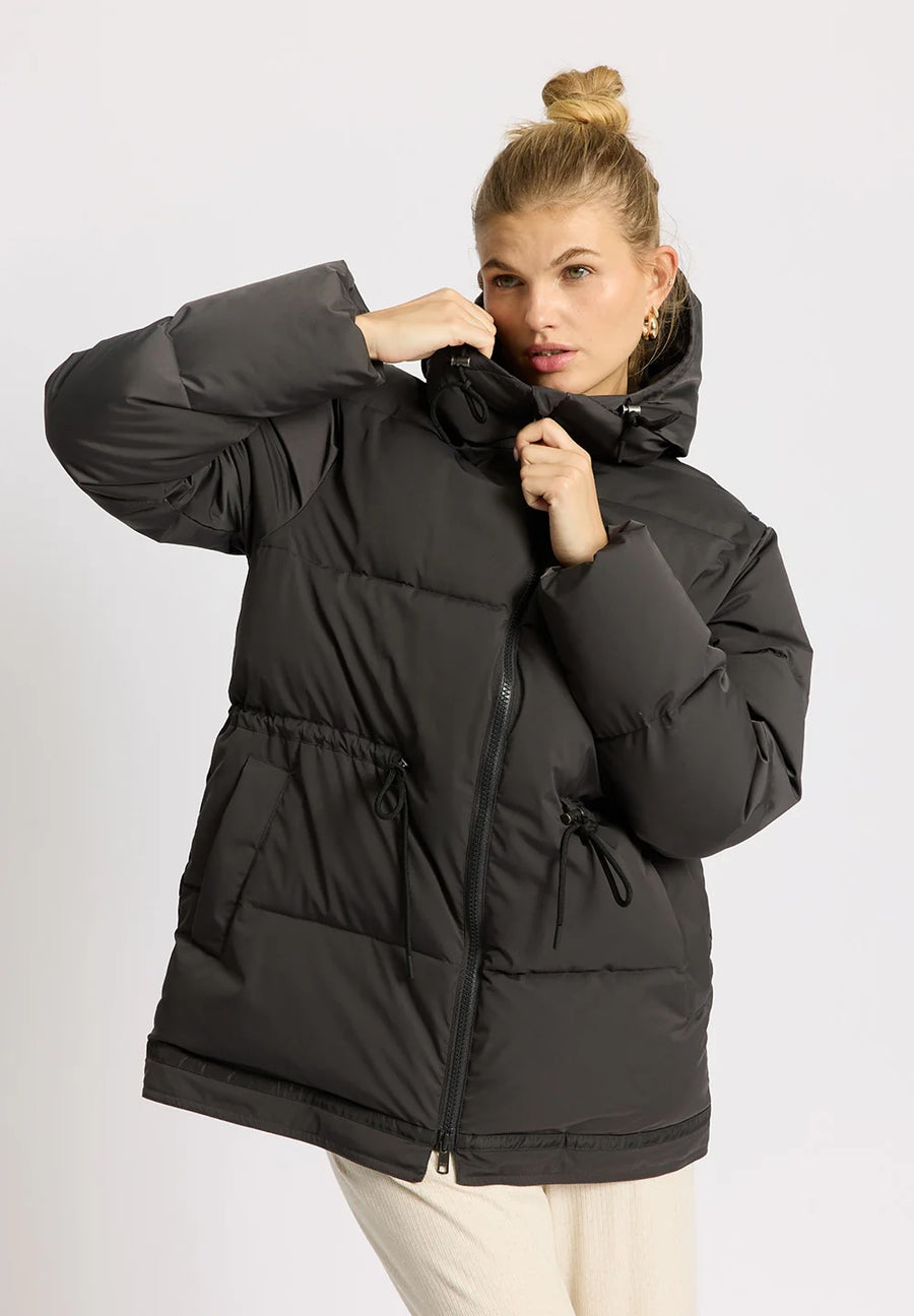 Rethinkit • Puffer Jacket • Almost Black