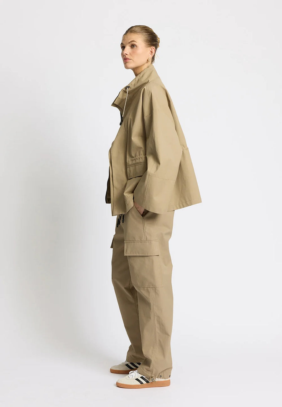 Rethinkit • Tech Cloud Jacket • Beige Taupe