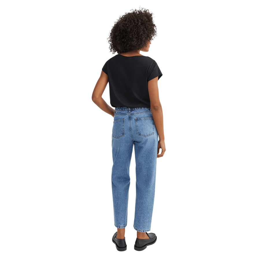 Skall Studio • Allison Cropped Jeans • Worn Mid Blue