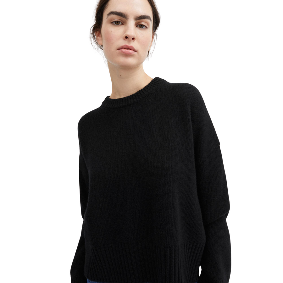 Skall Studio • Campa Jumper • Black