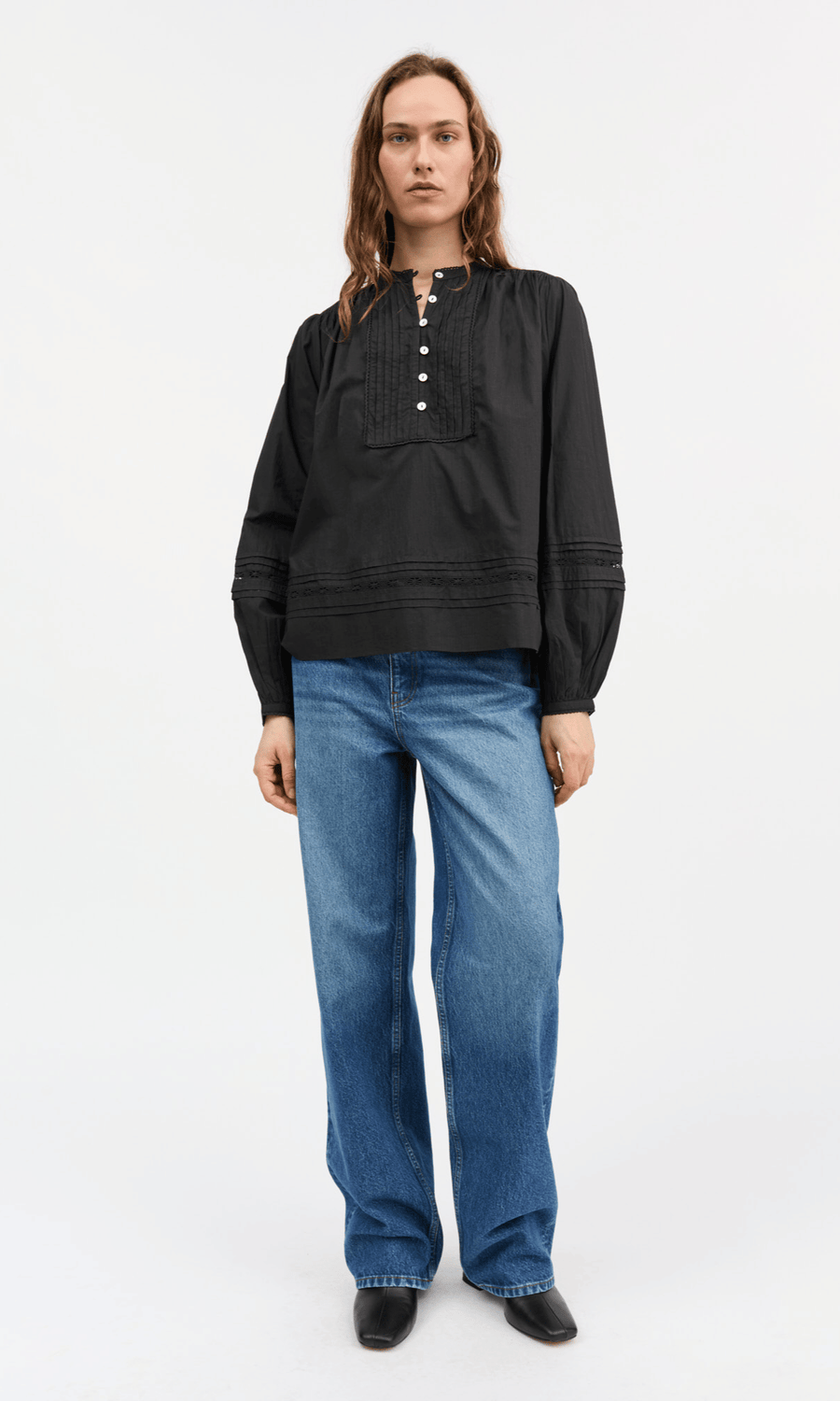 Skall Studio • Leaf Shirt • Black