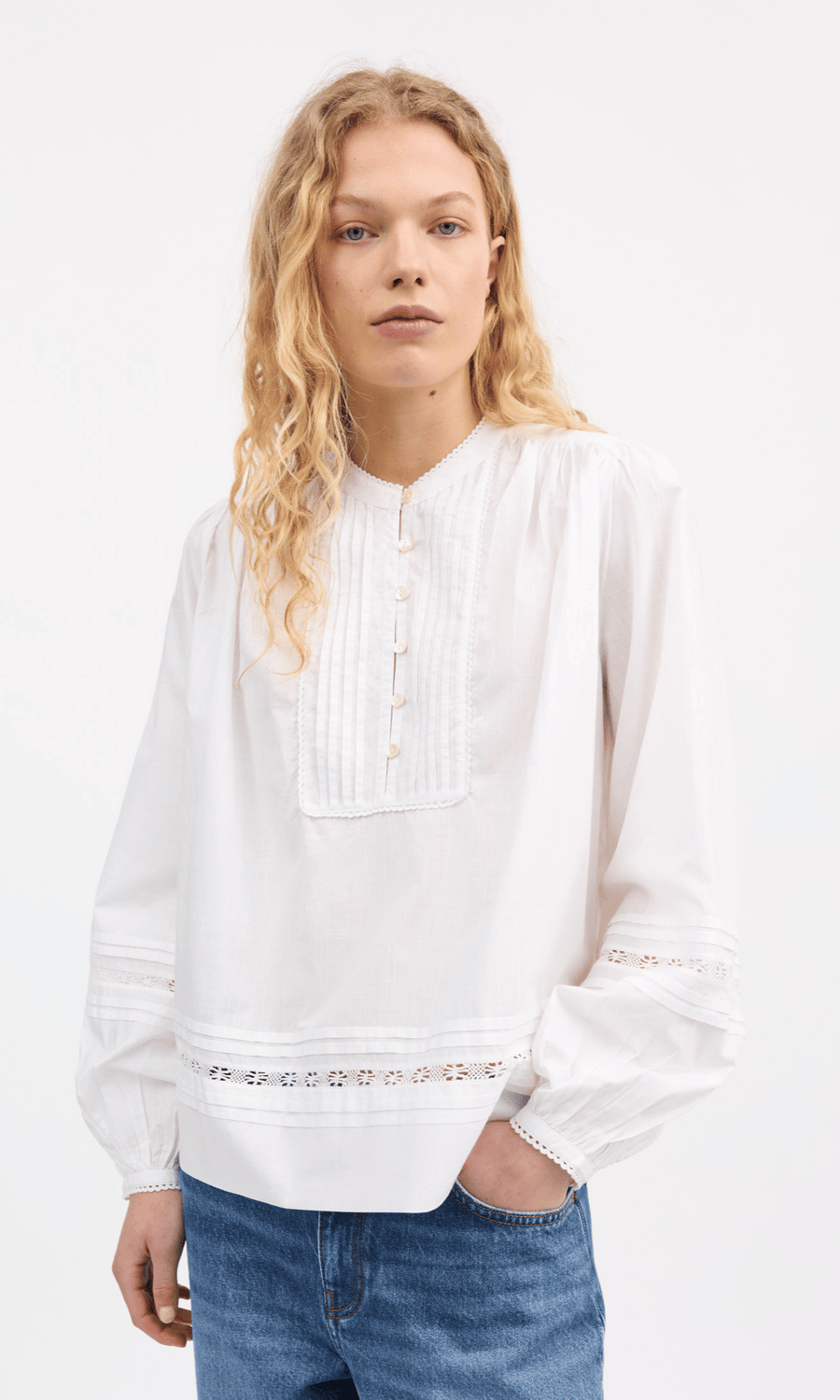 Skall Studio • Leaf Shirt • Optic White