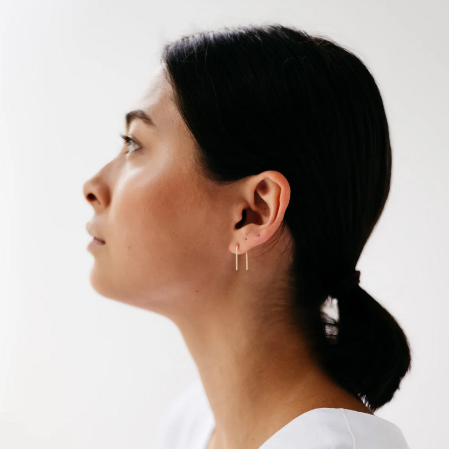 Side earrings gold design online