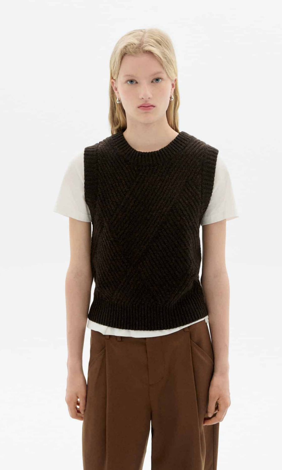 Thinking Mu • Kaia Knitted Vest • Brown