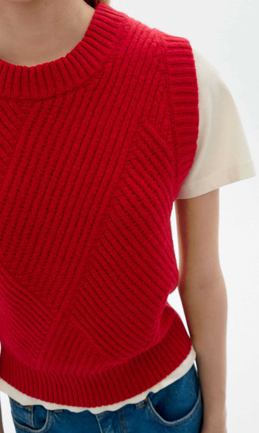 Thinking Mu • Kaia Knitted Vest • Red