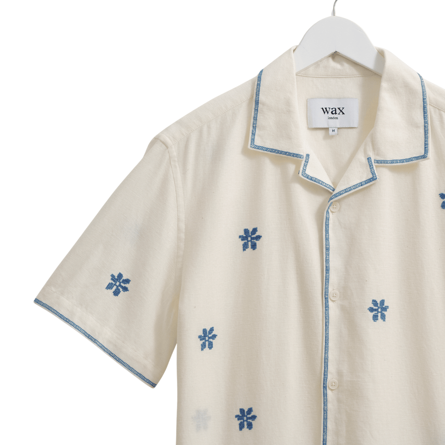 Wax London • Didcot Shirt • Daisy Embroidery Ecru/Blue
