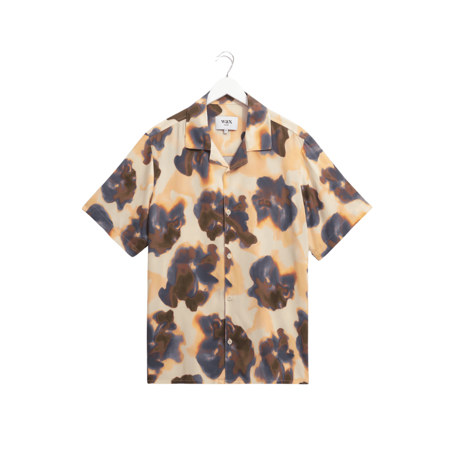 Wax London • Didcot Shirt • Peach/Blue Blur Floral