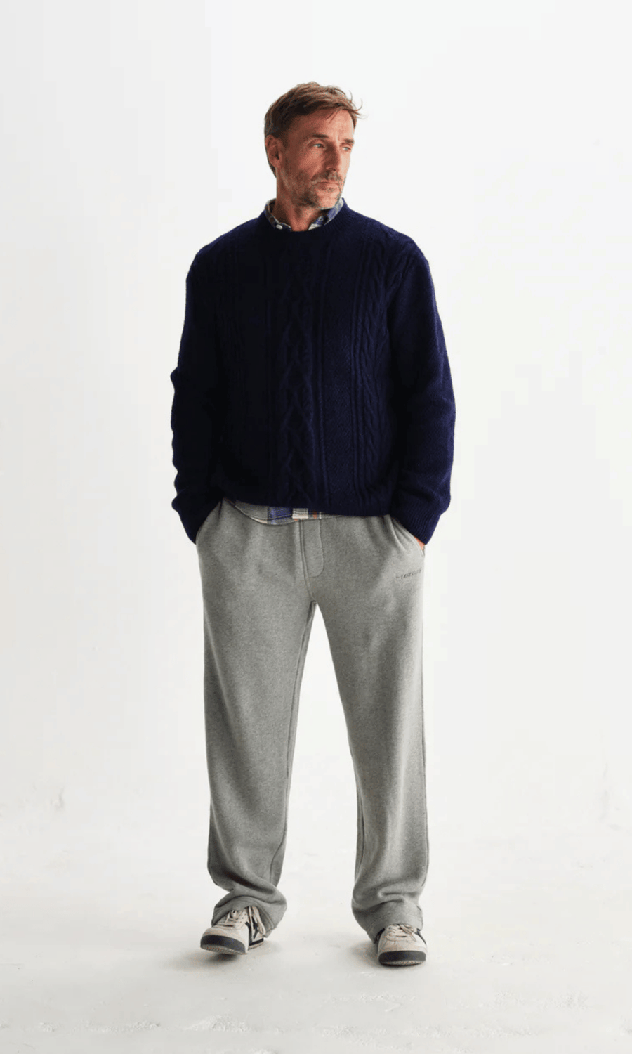 Wax London • Hyatt Crewneck Jumper • Navy Brush Cable